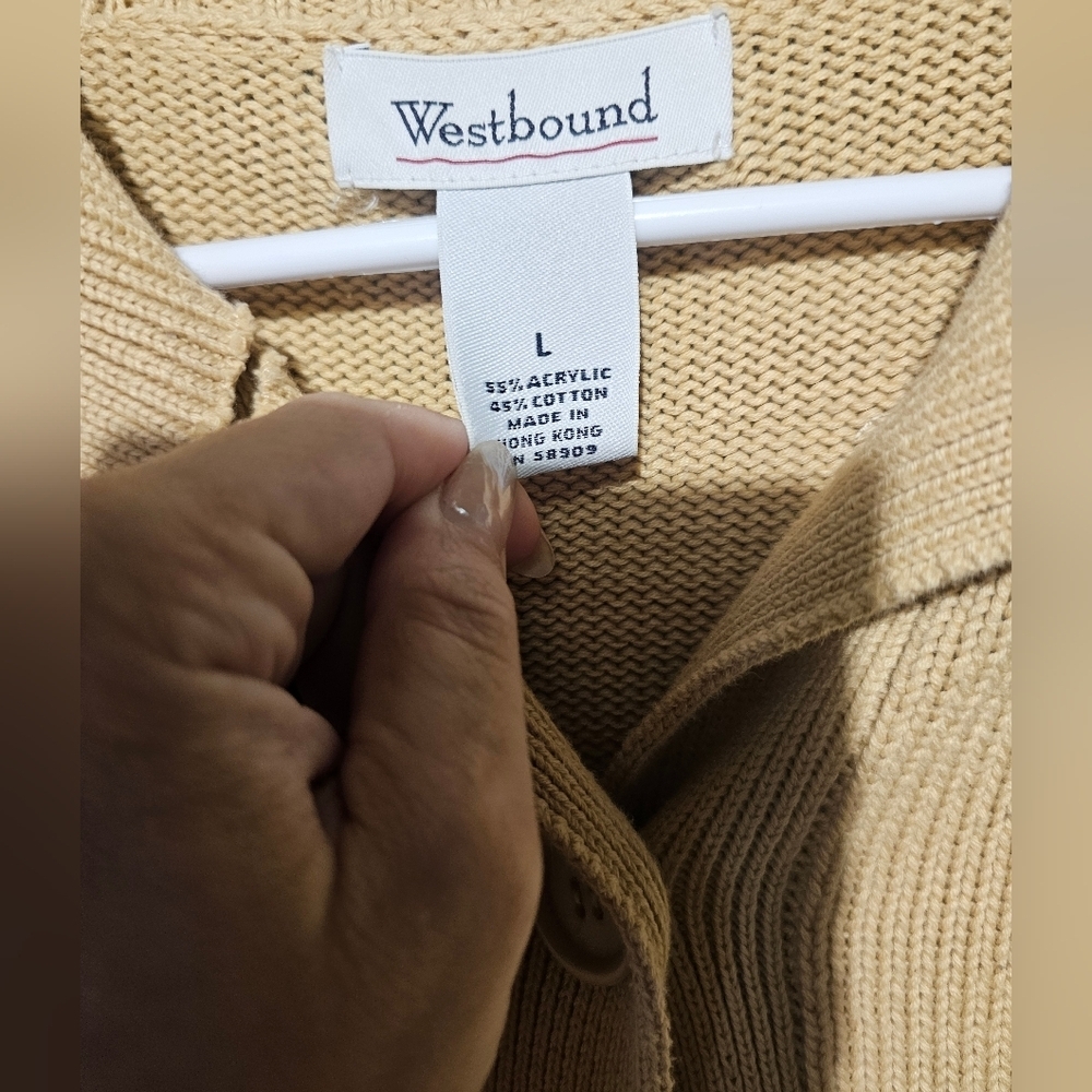 Westbound Beige Large EUC Cardigan Sweater 23 PTP - Picture 4 of 5